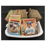 550+ 1975 Topps Baseball Cards