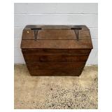 Slant Lid Feed Chest