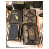 (4) Bibles