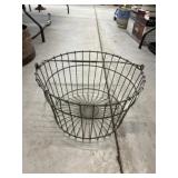 Wire Form Egg Basket
