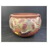 Reproduction Roseville Planter