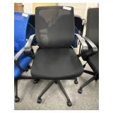 New Mesh Back Swivel Office Chair