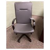 New Global Vinyl Office Chair