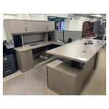 New Global Showroom Sales Counter with Desk