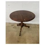 Vtg. Tilt Top Table