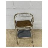 Folding 2-Step Stepstool