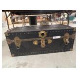 Flat Top Storage Trunk