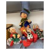 (4) Annalee Dolls