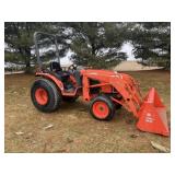 2010 Kubota B3300SU Tractor