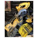 (7) DeWalt 18V Power Tools