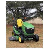 2017 John Deere 1025R