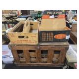 Wooden Berry Crate w/ Cardboard Beverage Carriers