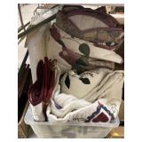 Quilted Comforter, Storage Tote/Lid