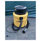 Genie 10 gal Wet/Dry Vac w/ Hose