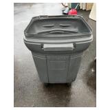 Rubbermaid Rolling Trash Can