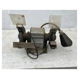1/2 hp Bench Grinder w/ Light