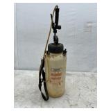 4 Gal. Plastic Palm Sprayer