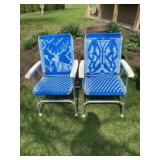 (2) Folding Chairs