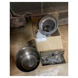 Cookware and Kitchenwares