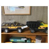 (2) Nylint & Tonka Trucks