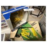 New Holland Combine & John Deere Forage Harvester