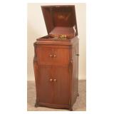 Victor Talking Machine w/ Complete Set of Books