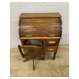 Youth Vtg. Rolltop Desk w/ Chair