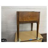 Early Walnut 1-drawer Stand