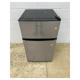 Small Whirlpool Refrigerator/Freezer