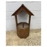 Pine Wishing Well Side Table