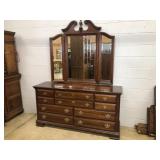 Broyhill Chest of Drawers