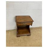 1-drawer Nightstand