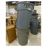 (3) Plastic Waste Cans