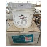 1" and 4-1/2" Deck and Construction Screws