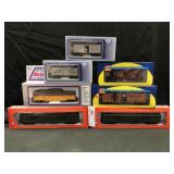 Grouping of HO Scale Freight Cars