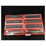 HO Scale Locomotive w/ 6 Passenger Cars