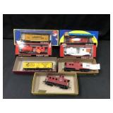 Grouping of HO Scale Freight Cars