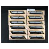 12 IHC HO Scale Hoppers