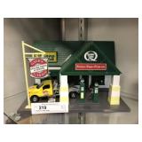 Menards O Scale Garage