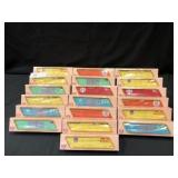 19 HO Scale Box Cars