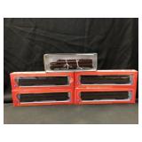 HO Scale Locomotive w/ 4 Passenger Cars