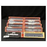 Amtrak Locomotive w/ 10 Passenger Cars