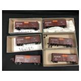 6 Reading HO Scale Box Cars