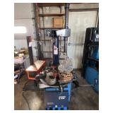 Monty S410 Tire Changer