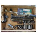 Assorted Sockets with Torque Wrench