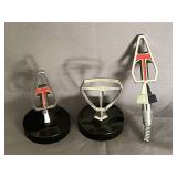 Toyota 1974 Crown Hood Ornaments