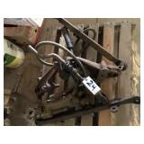 John Deere 801 3 Pt. Hitch w/Cylinder