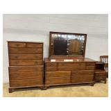 5 Piece Henkel - Harris Bedroom Suite