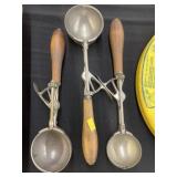 (3) Vintage Ice Cream Scoops