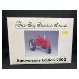 Farmall 400 Toy Tractor